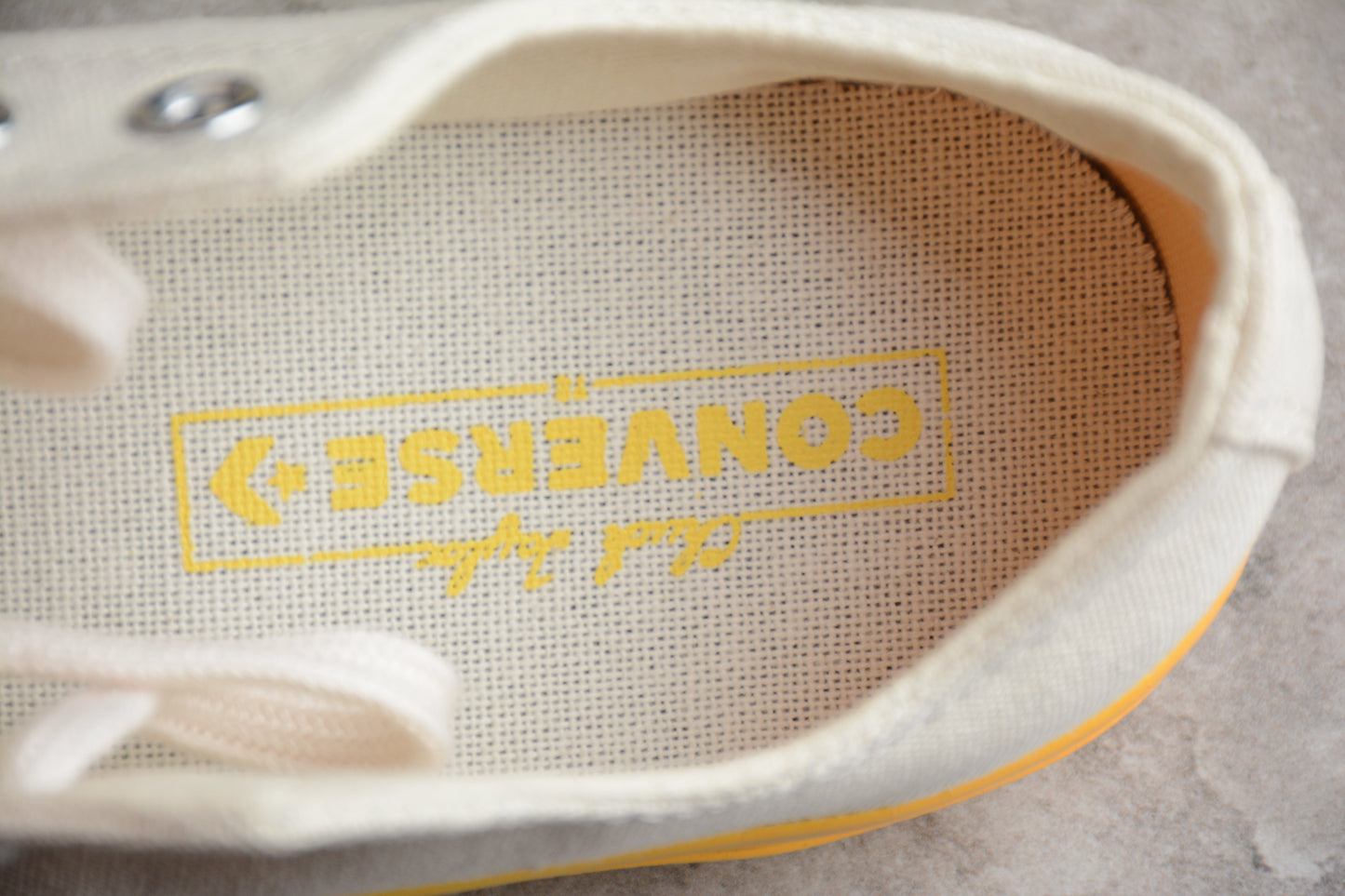 Chuck 70 Low bege e amarelo