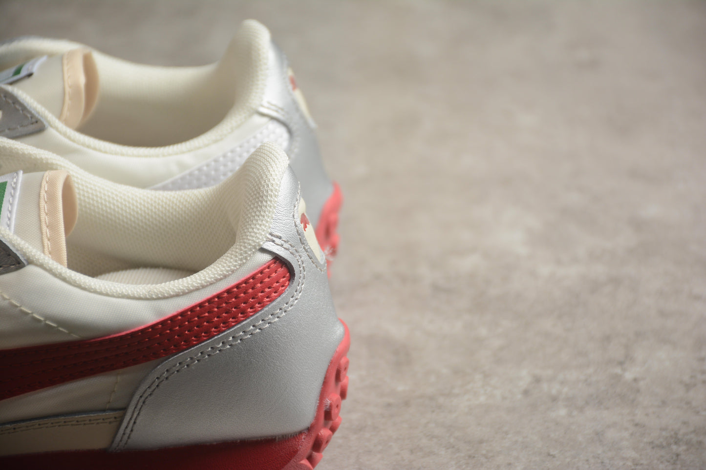 Easy Rider Vintage cinza e vermelho