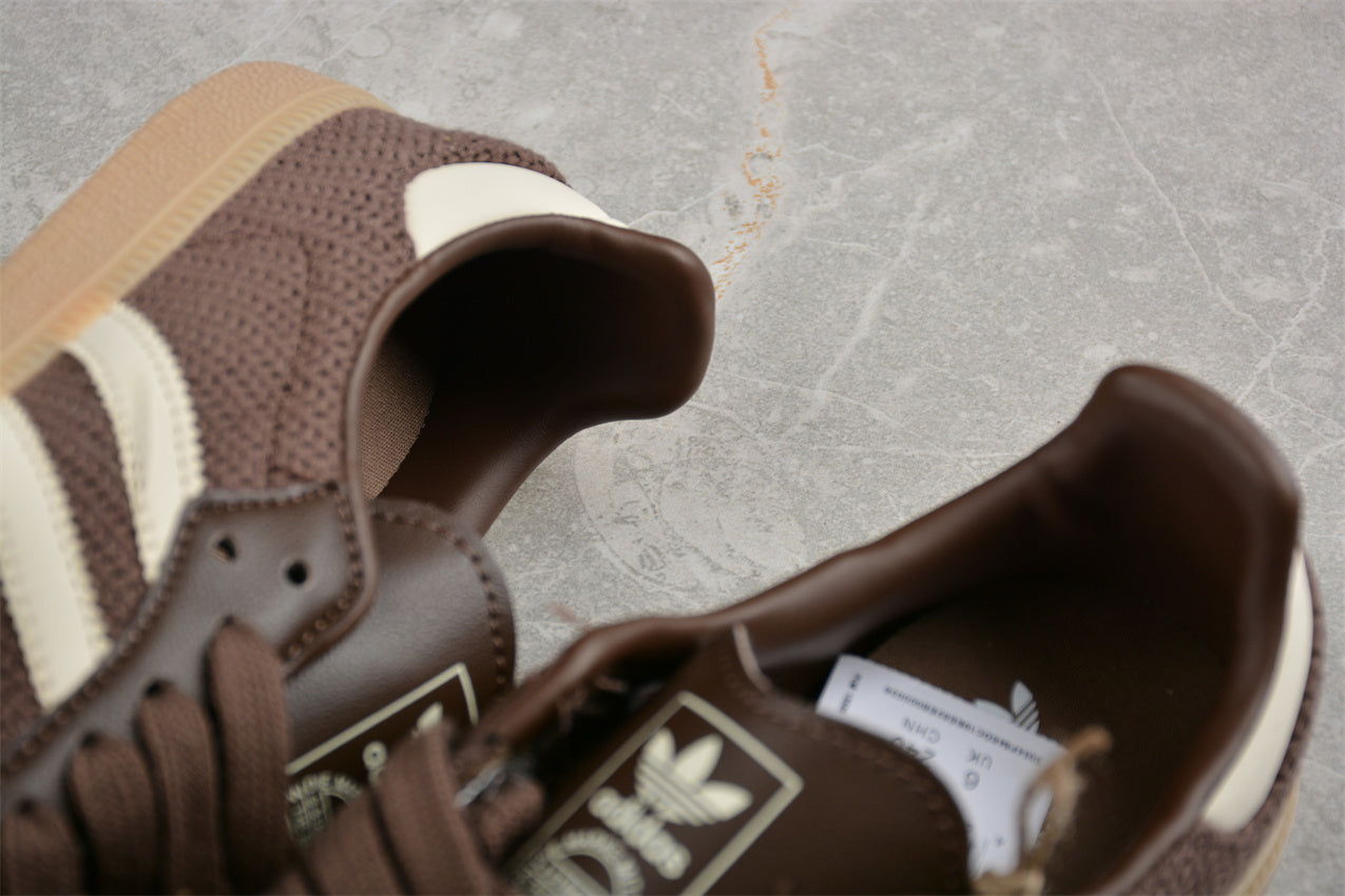 Samba OG marrom e bege