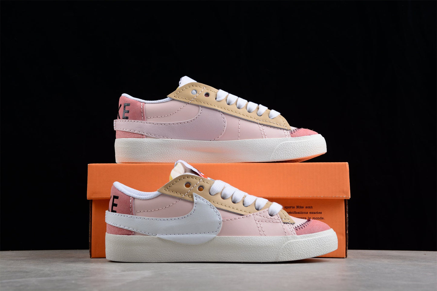 Blazer Low ’77 rosa, bege e branco