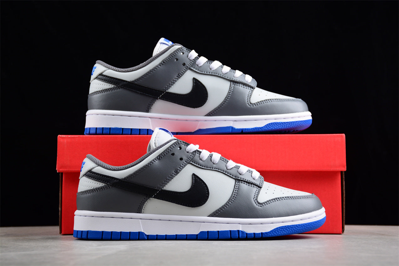 Dunk Low branco, cinzento e preto