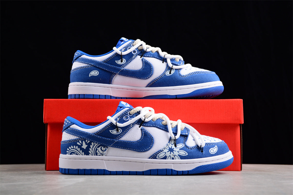 Dunk Low azul e branco
