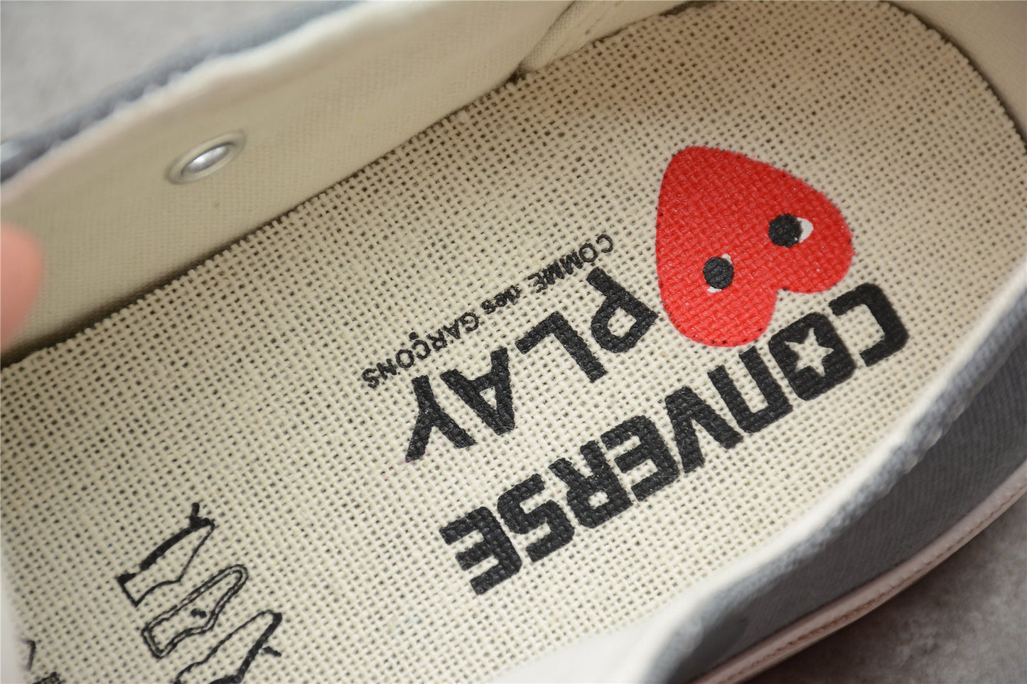 Comme des Garçons Play Chuck 70 Low Plataforma cinzento