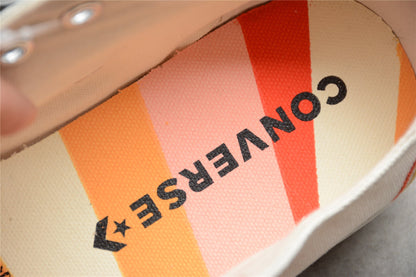 Chuck Taylor All Star Rainbow Plataforma Low branco e creme