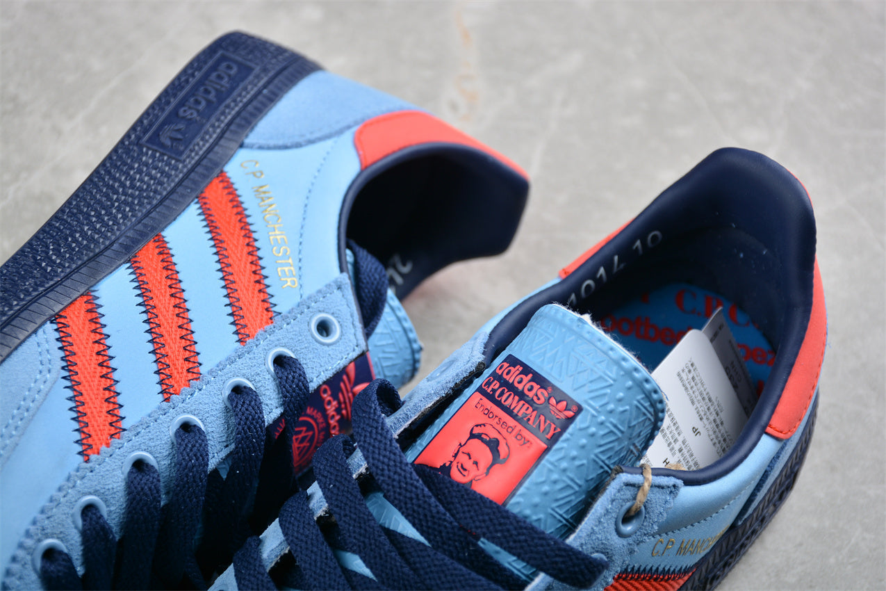 Spezial CP Italia azul-claro e vermelho