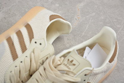 Samba OG bege e marrom-claro