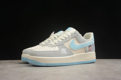 Air Force 1 Low “Nezha” bege e azul-celeste