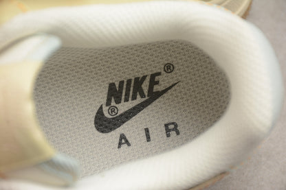 Air Force 1 Low “Garfield”