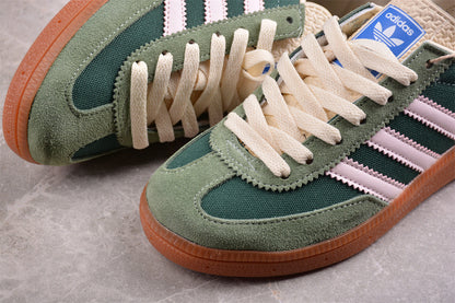 SNS GT II verde e branco