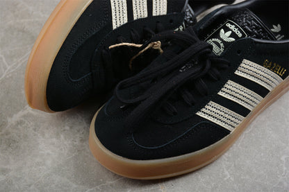 Gazelle preto e bege