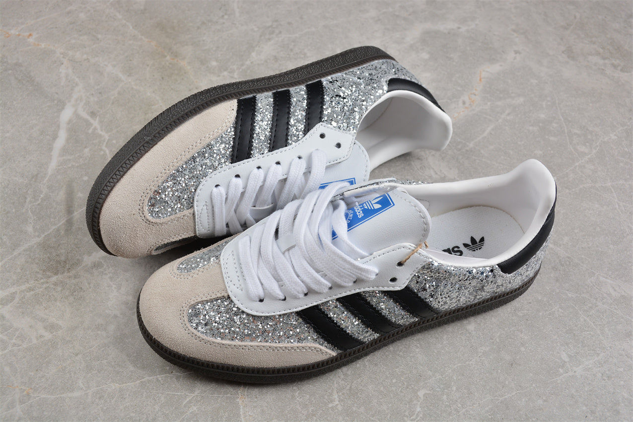 Samba OG prateado com preto