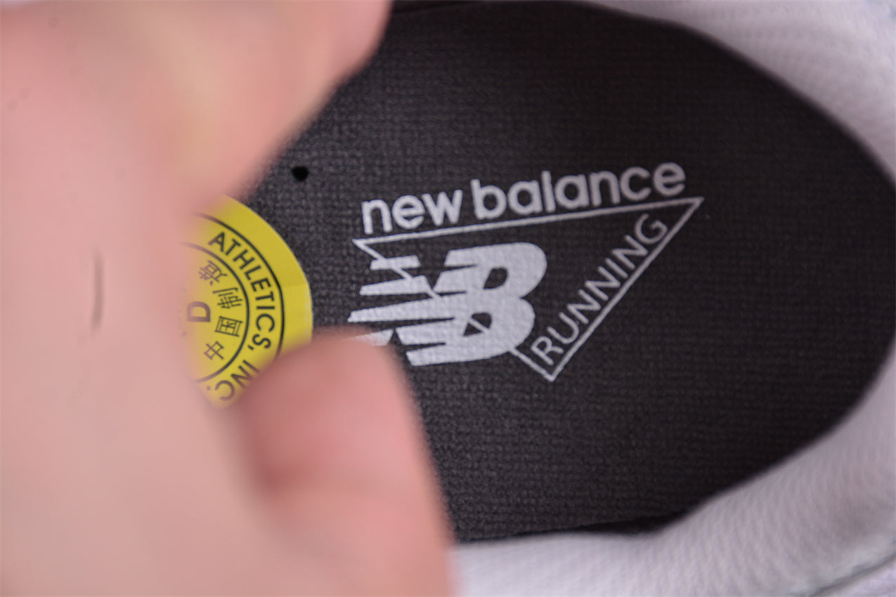 NB 530 prateadas e bordô