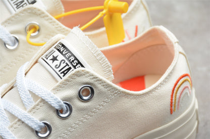 Chuck Taylor All Star Rainbow Plataforma Low branco e creme