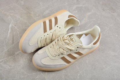 Samba OG bege e marrom-claro