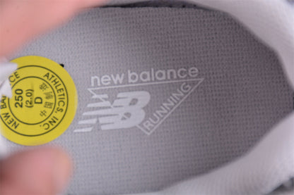 NB 530 prateado e azul