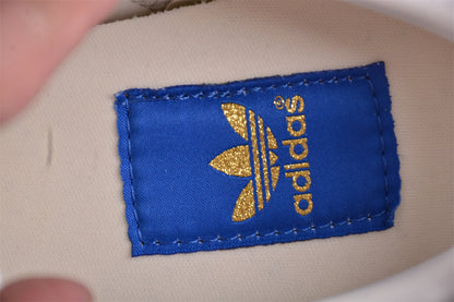 Gazelle branco e azul