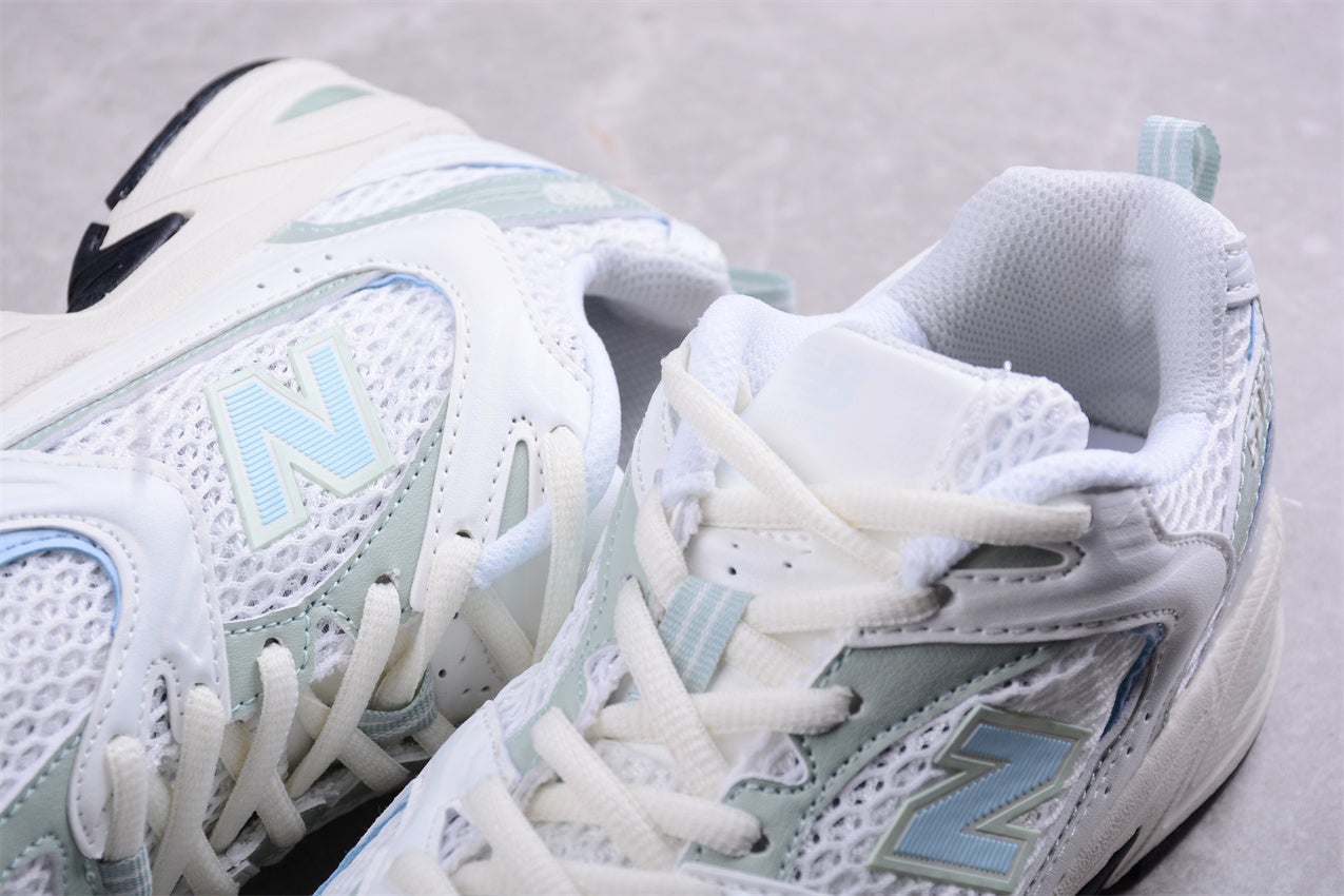 NB 530 branco e verde-menta