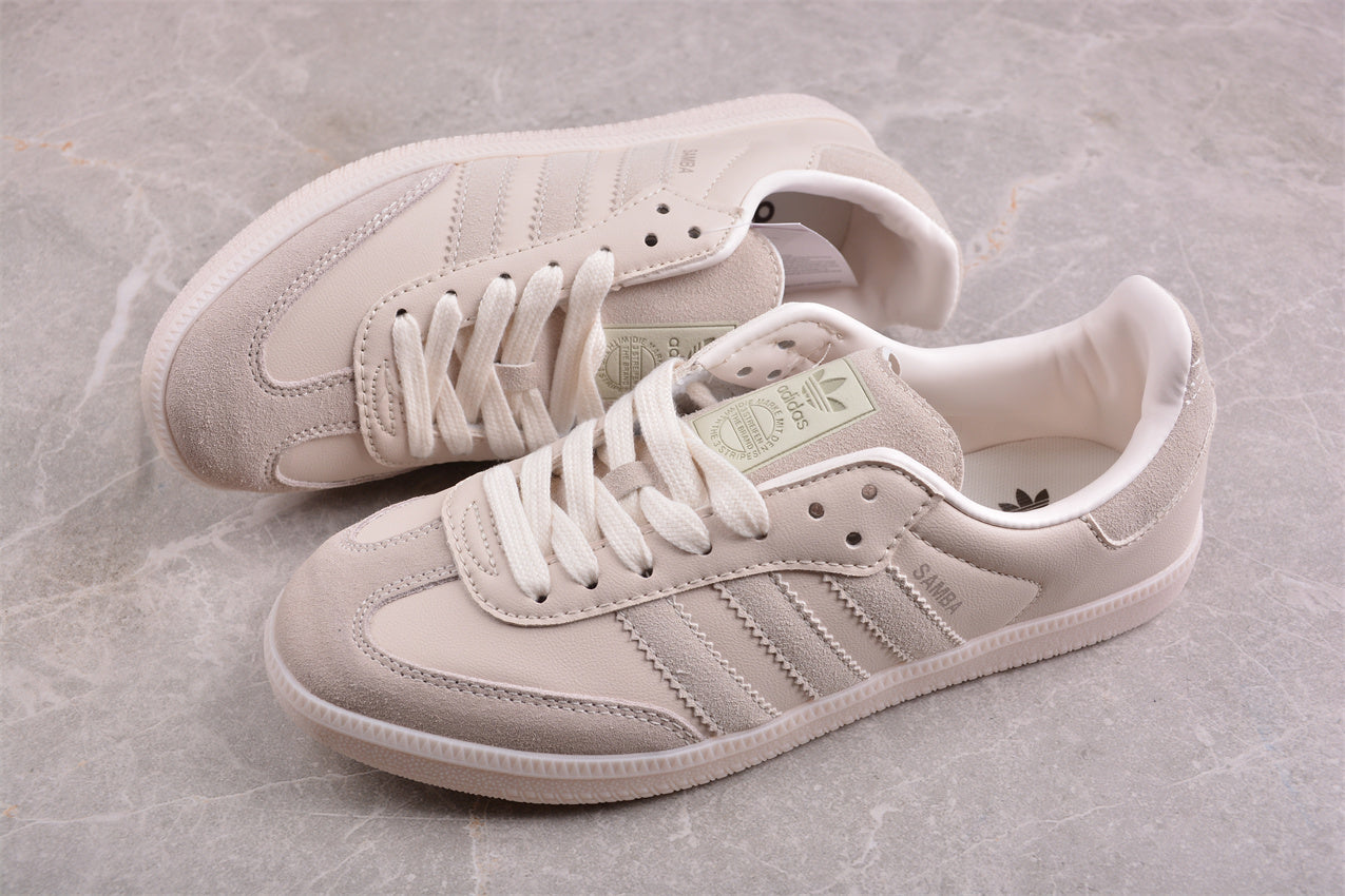 Samba Vegan bege-claro e branco