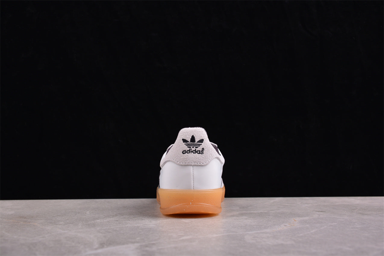 Gazelle branco e preto