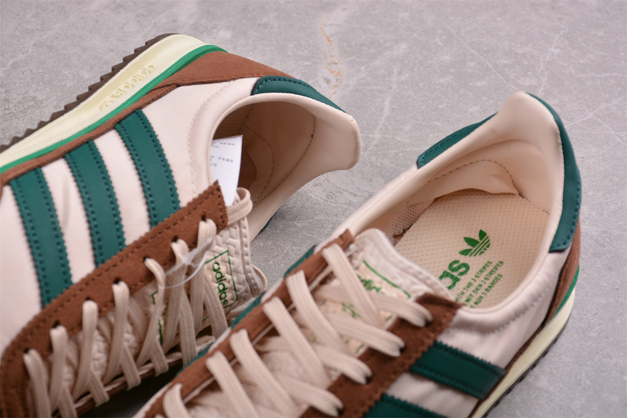 SL 72 beige, verde y marrón