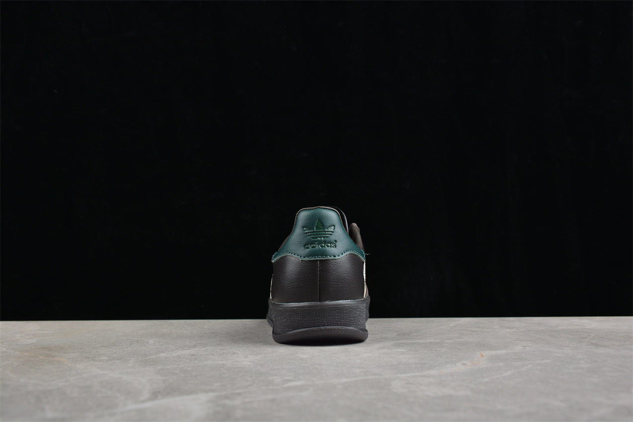 Gazelle marrom, bege e verde