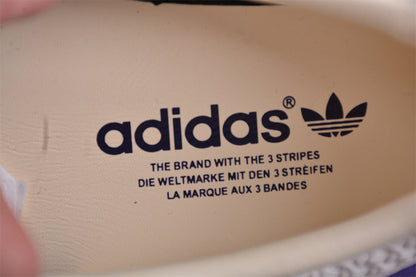 Gazelle roxo e branco