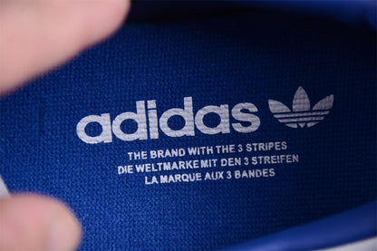 Samba OG azul e branco