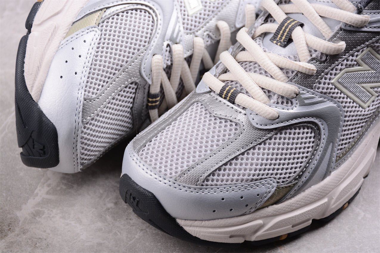 NB 530 prateado e bege