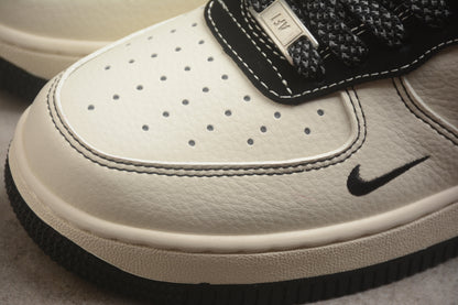 Air Force 1 ’07 x Stüssy bege-claro, vermelho-carmesim e preto