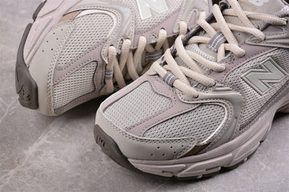 NB 530 bege e rosa-pálido