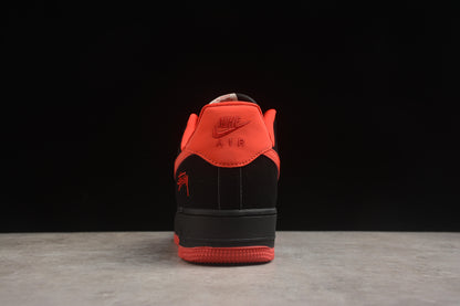Air Force 1 Low preto e vermelho
