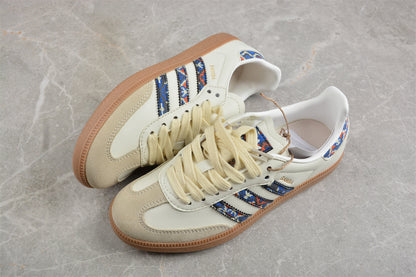 Samba OG bege-claro e azul-marinho