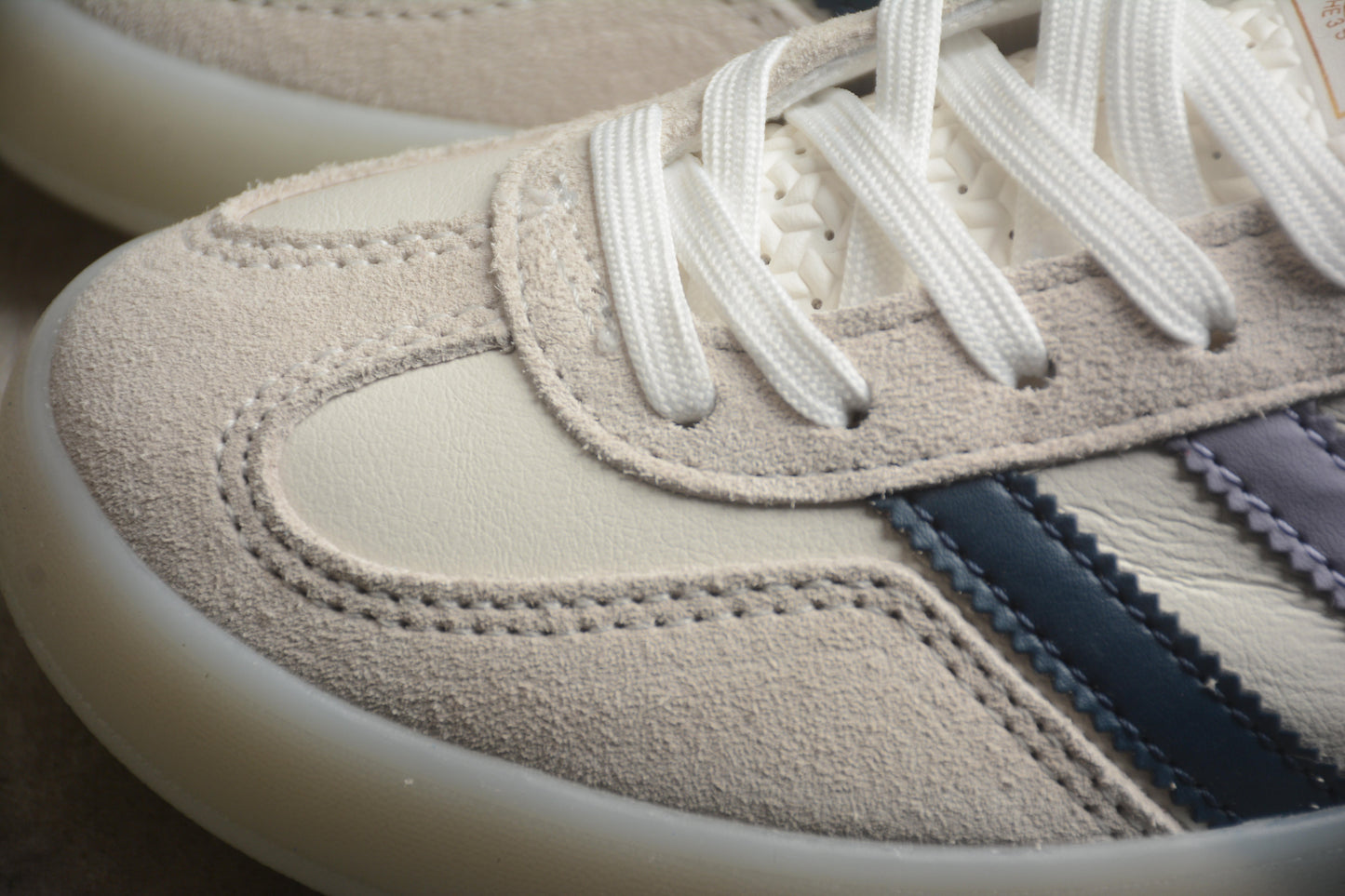 Gazelle branco-osso e azul-marinho