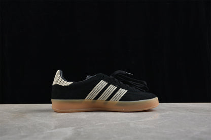 Gazelle preto e bege