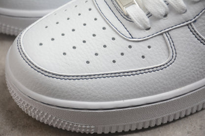 Air Force 1 low branco e azul