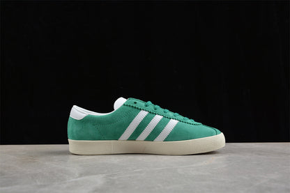 Sporty & Rich verde-claro e branco