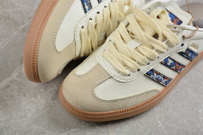 Samba OG bege-claro e azul-marinho