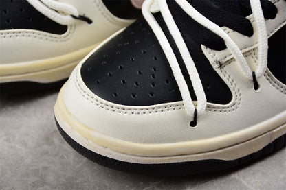 Dunk Low preto, creme e rosa pastel