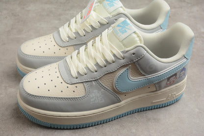 Air Force 1 Low “Nezha” bege e azul-celeste