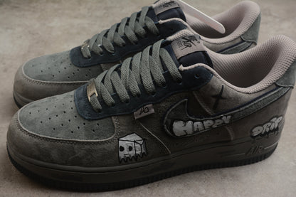 Air Force 1 Low Happy Drip / Camurça cinza