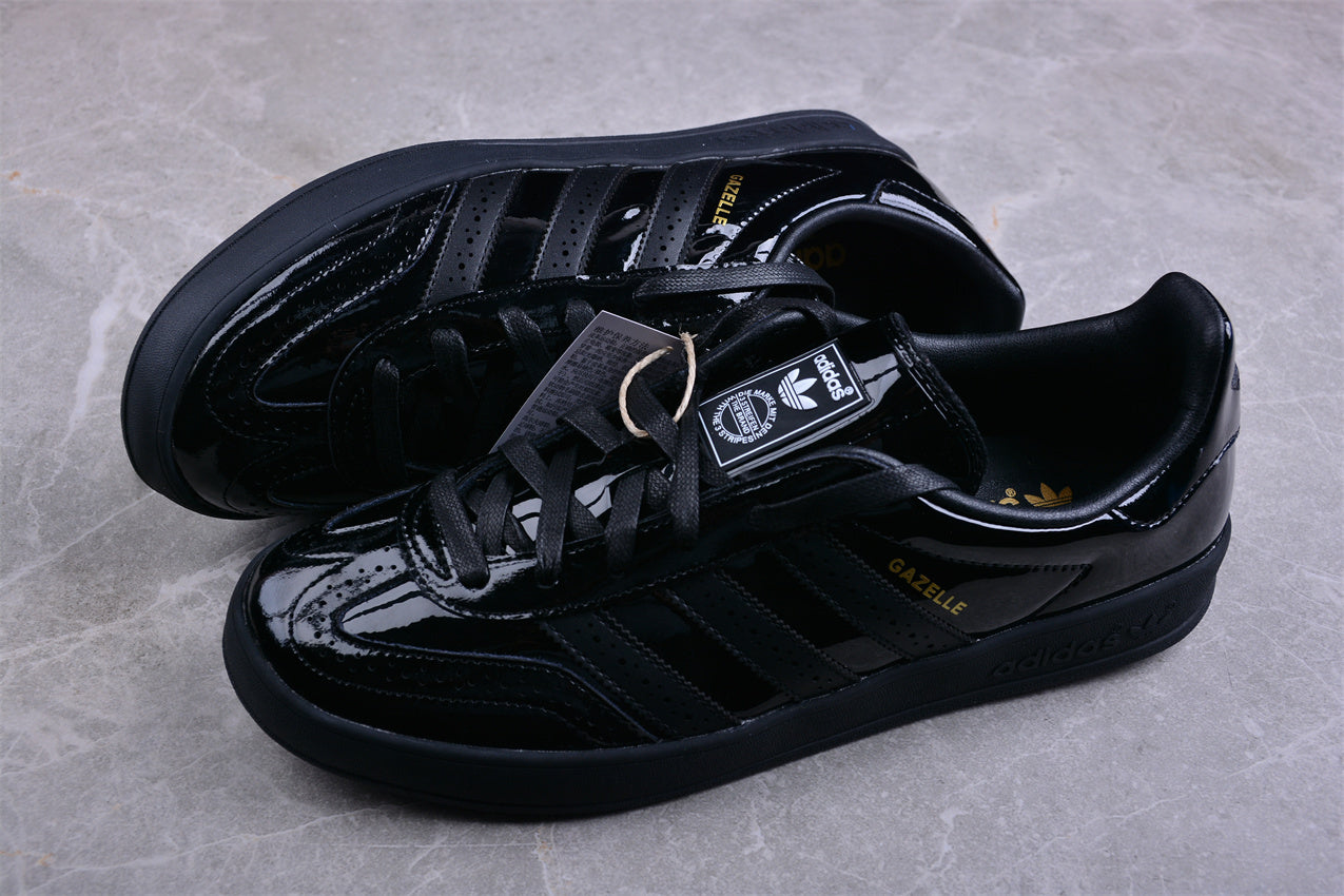 Gazelle preto brilhante