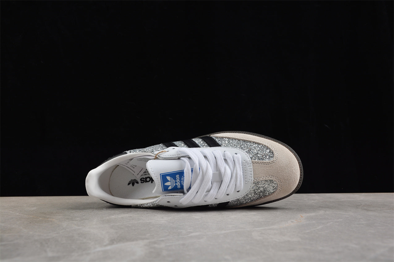 Samba OG prateado com preto