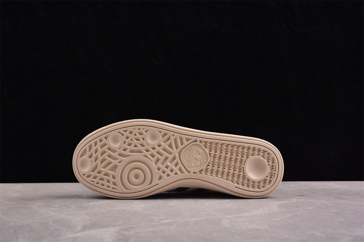 Handball Spezial bege, azul-marinho e bordô