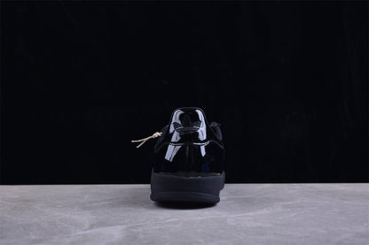 Gazelle preto brilhante