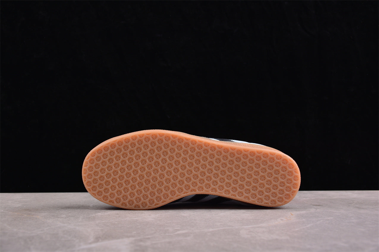 Gazelle azul-celeste, preto e laranja