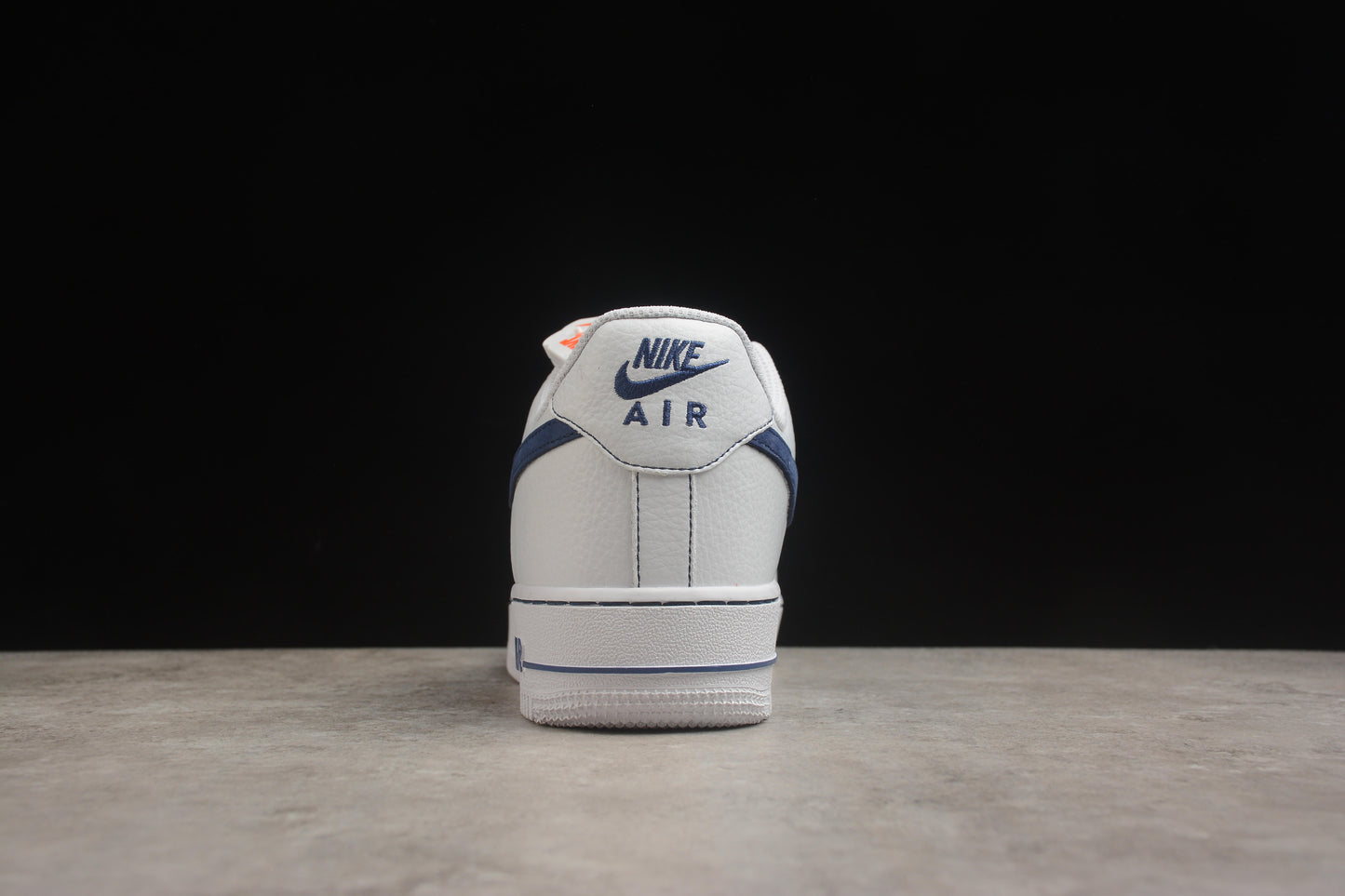 Air Force 1 low branco e azul