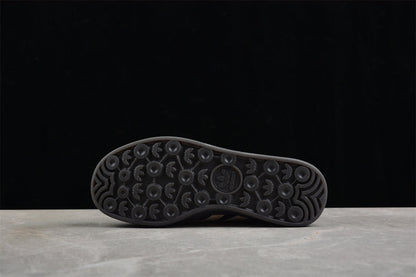 Gazelle marrom, bege e verde