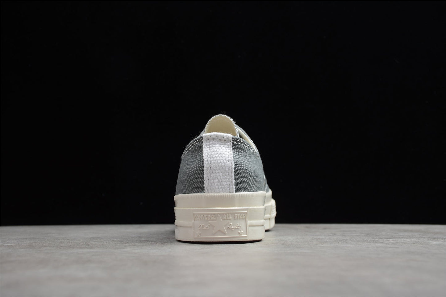 Comme des Garçons Play Chuck 70 Low Plataforma cinzento