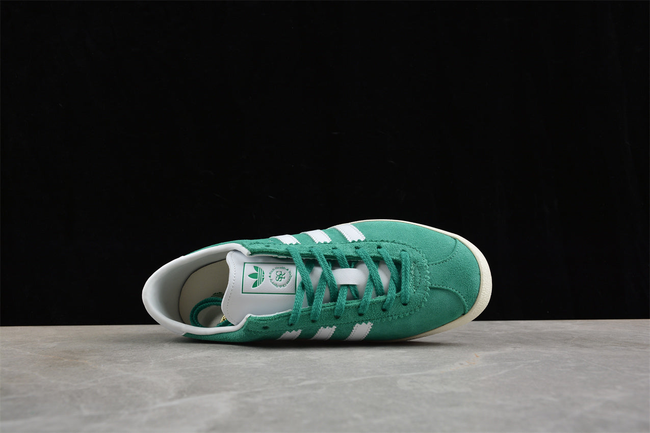 Sporty & Rich verde-claro e branco