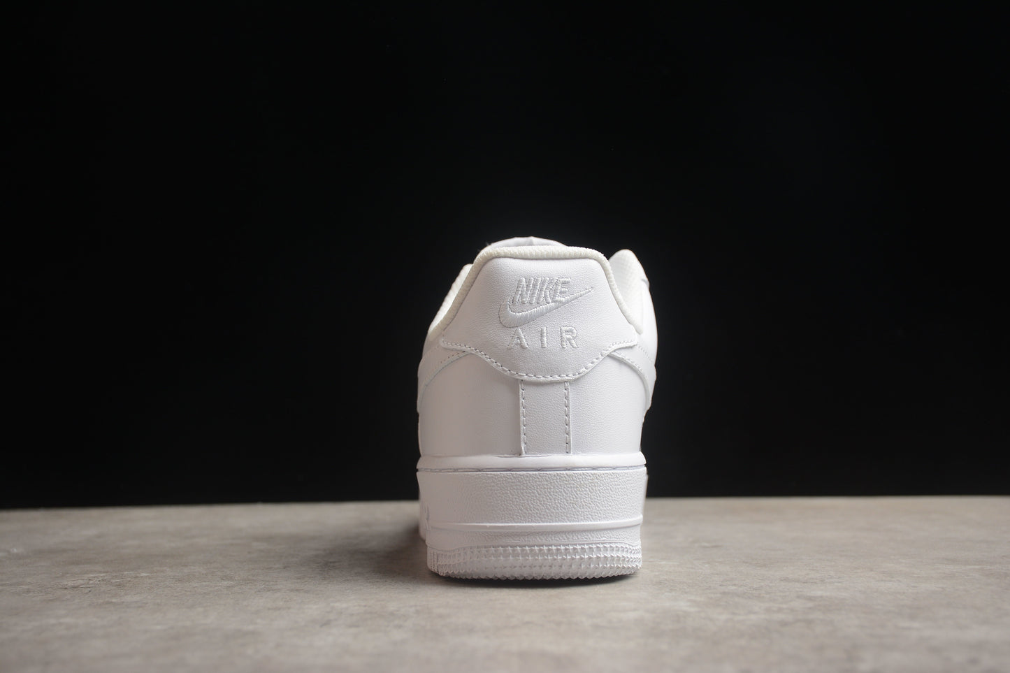 Air Force 1 07 LX branco